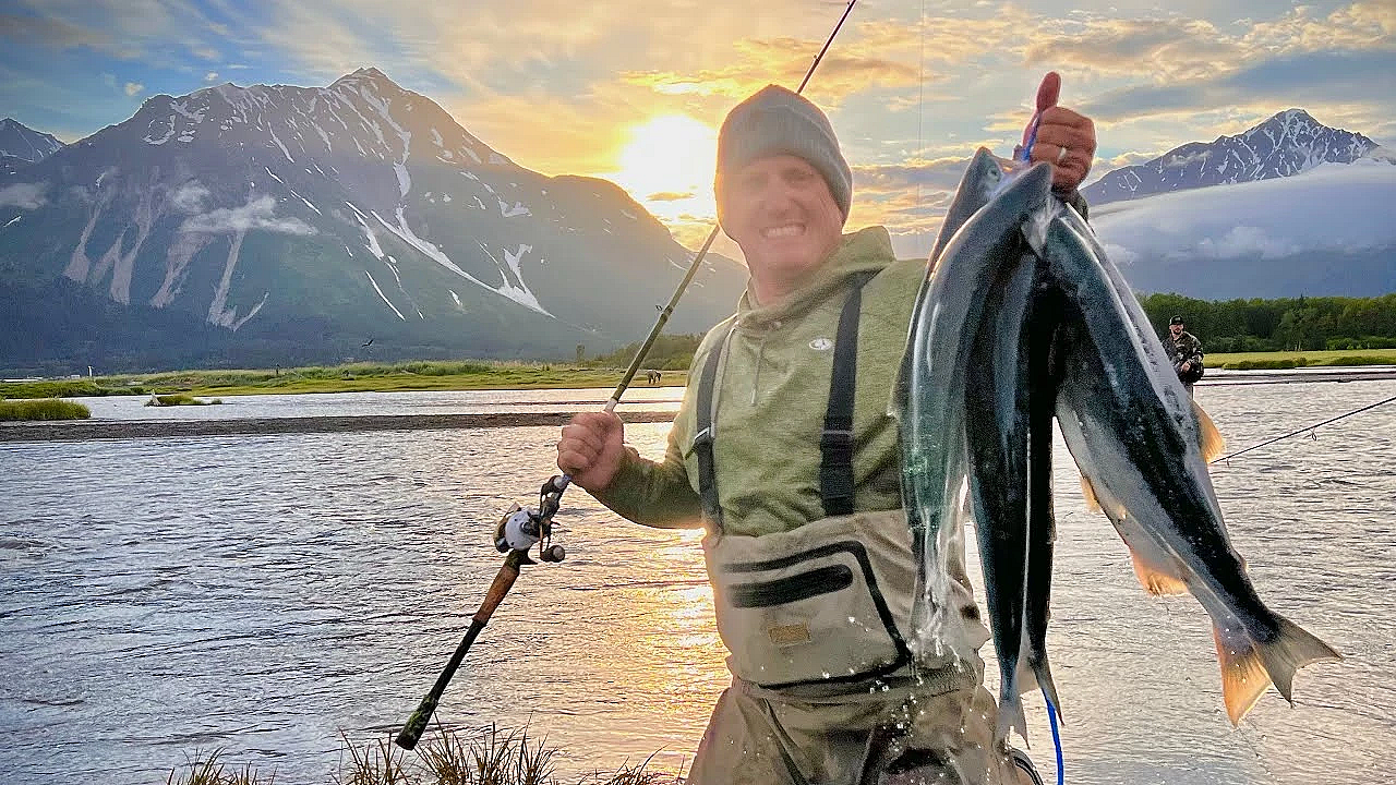 1,000,000's Of Alaskan Sockeye Salmon!!! {catch Clean Cook} Miller’s Landing Seward, Ak